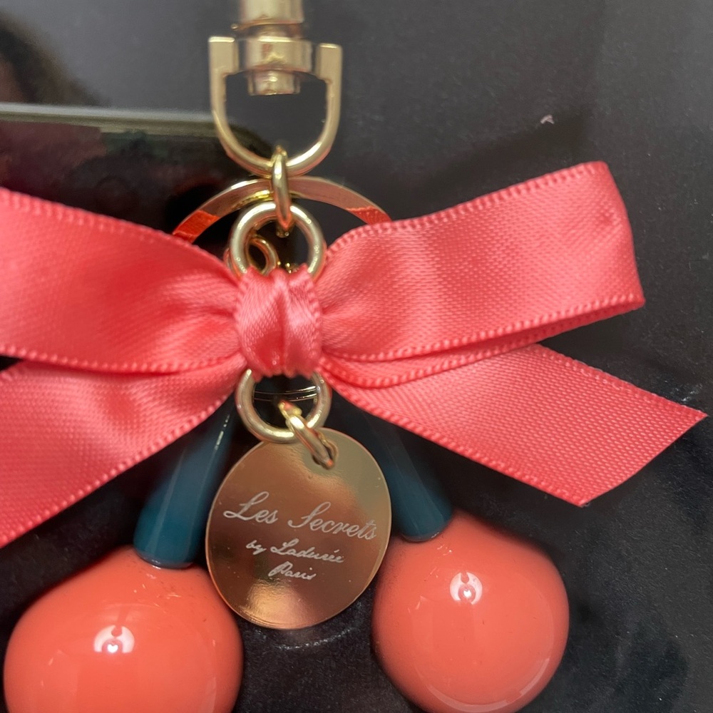 Les Secrets by Laduree KeyCharm
